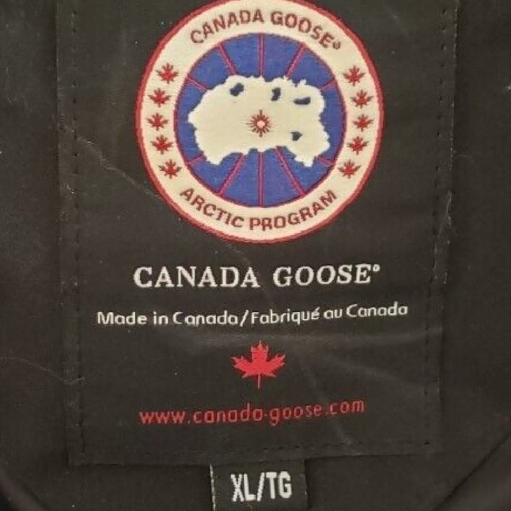 Canada Goose Trillium Parka With Fur Size XL - Picture 5 of 17